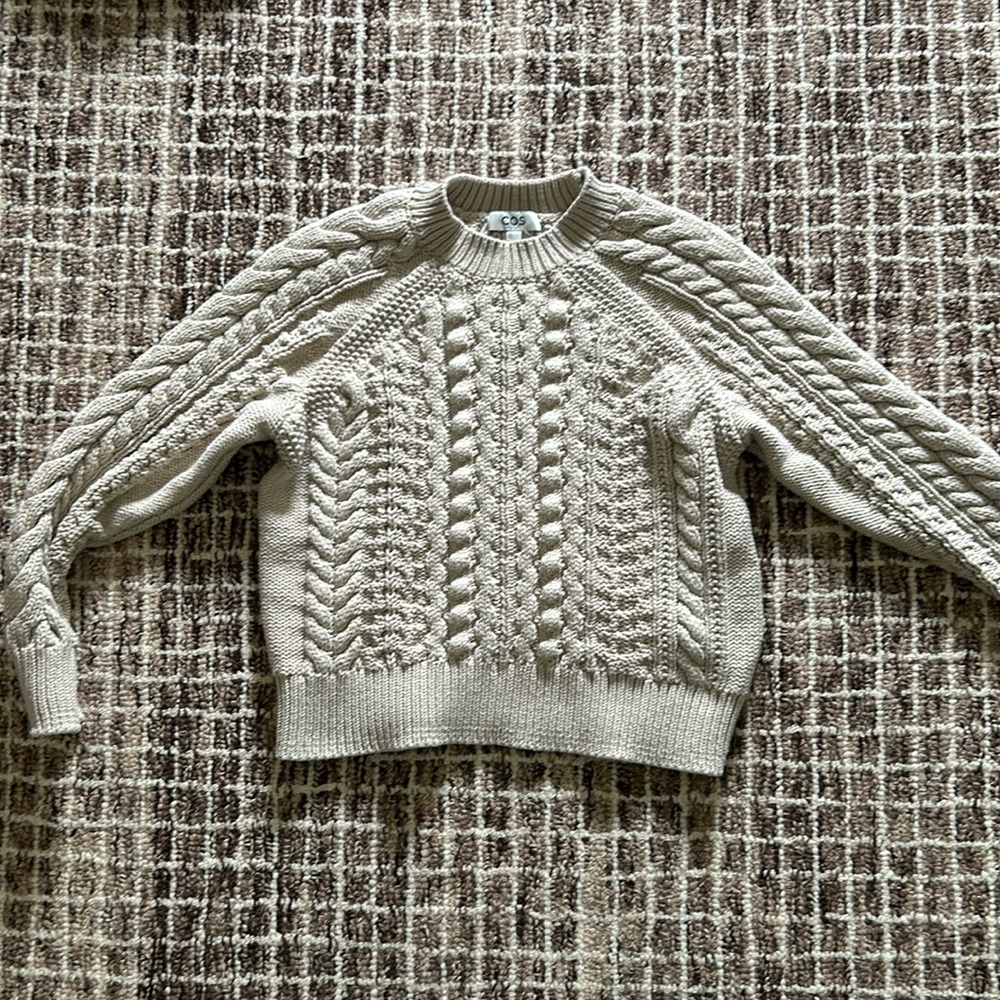 Cos sweater